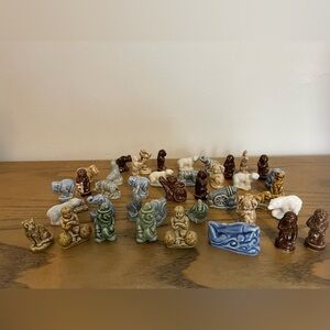 SET OF 40 VINTAGE WADE WHIMSIES ANIMALS AND CHARACTERS